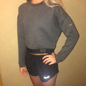 Grey NIKE crew neck sweatshirt size Small S